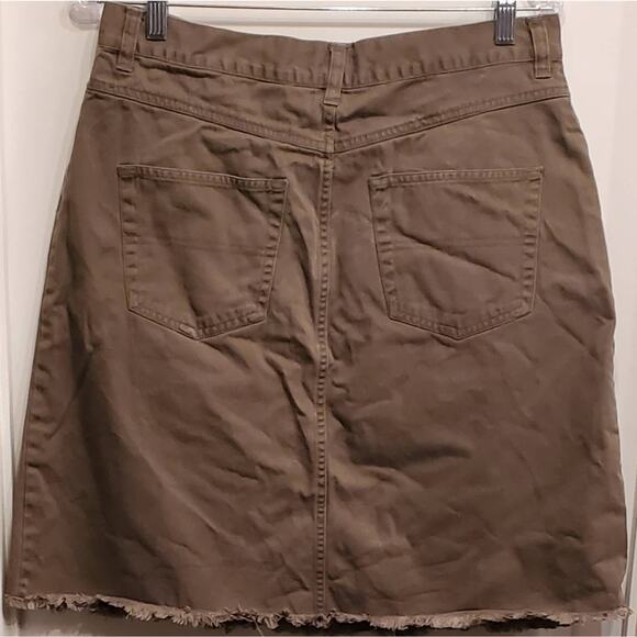 Xhilaration Junior's Army Green Jean Midi Skirt Raw Hem Size 13 - Picture 2 of 8